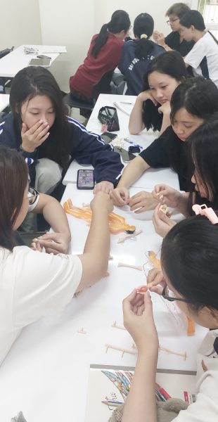 Thực hành lắp ghép mô hình 2