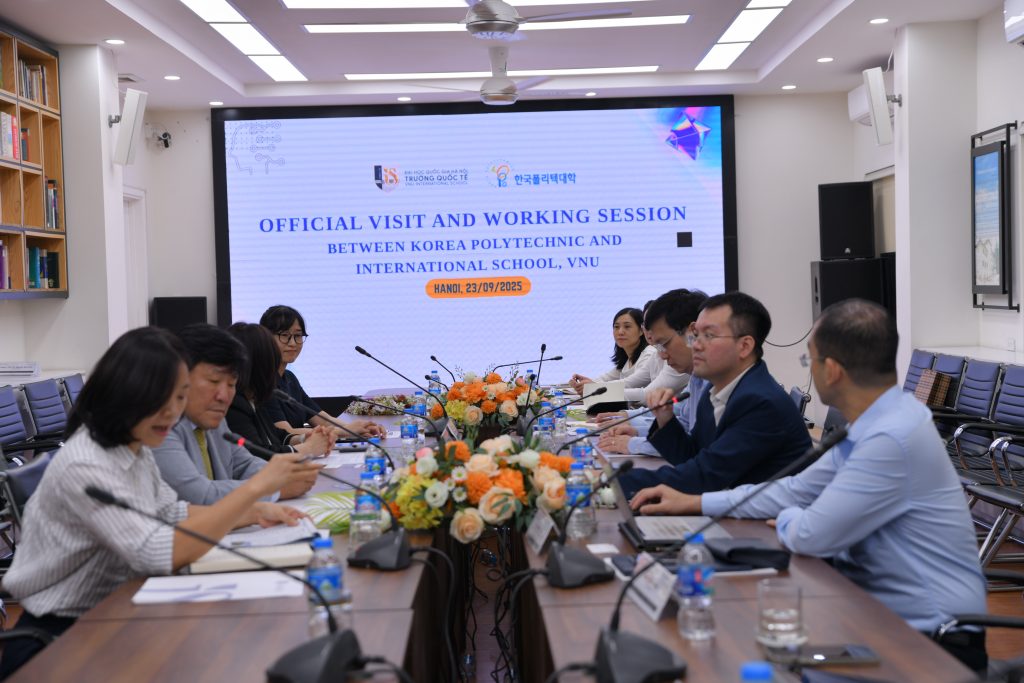Đoàn công tác Đại học Bách khoa Hàn Quốc và Trường Quốc tế