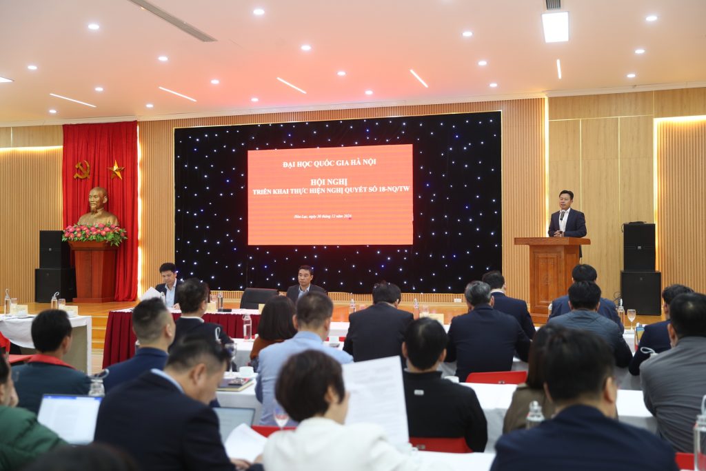 GS.TS Lê Quân chủ trì Hội nghị