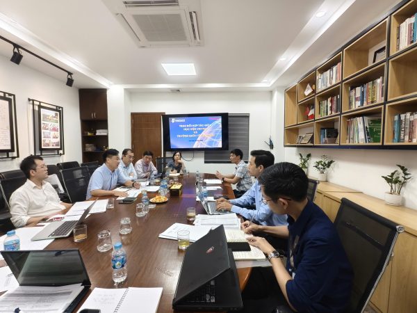 Buổi làm việc chung giữa Trường Quốc tế và Học viện Viettel