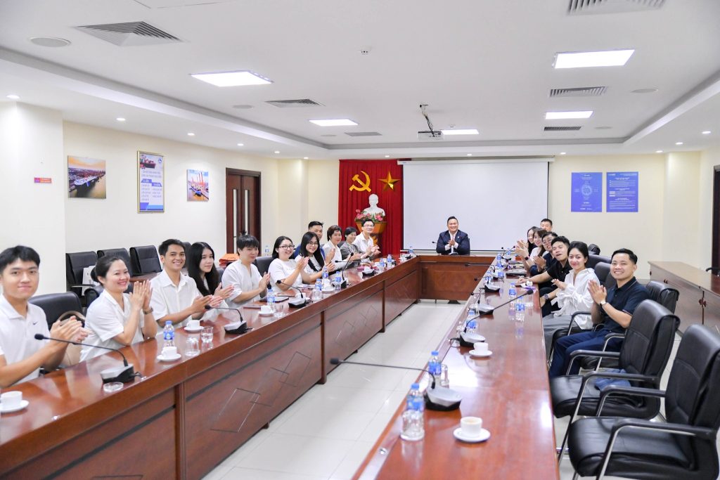 Buổi làm việc tại trụ sở VIMC