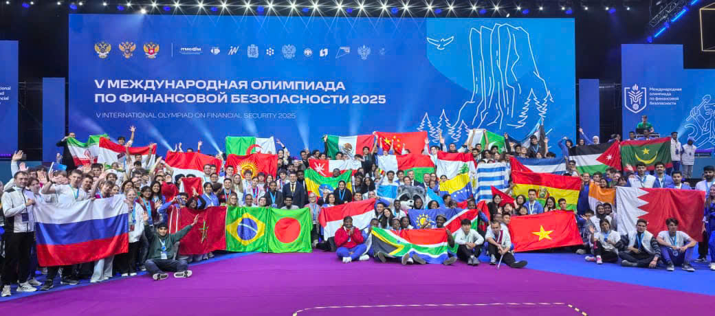 Các thí sinh tại IOFS 2025