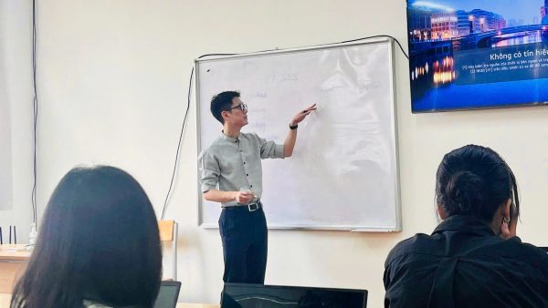 Diễn giả Nguyễn Quốc Tuấn