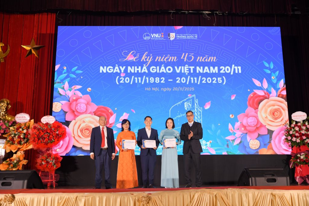 Hình ảnh trao thưởng