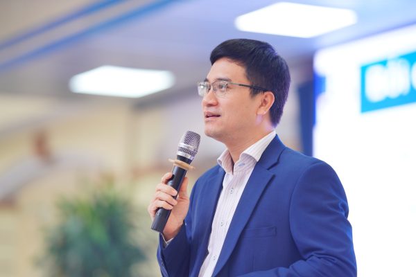 Học sinh đặt câu hỏi