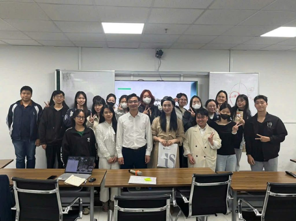 Ảnh lưu niệm cuối buổi đào tạo