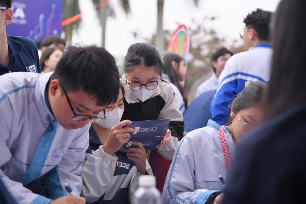 Học sinh quan tâm tuyển sinh