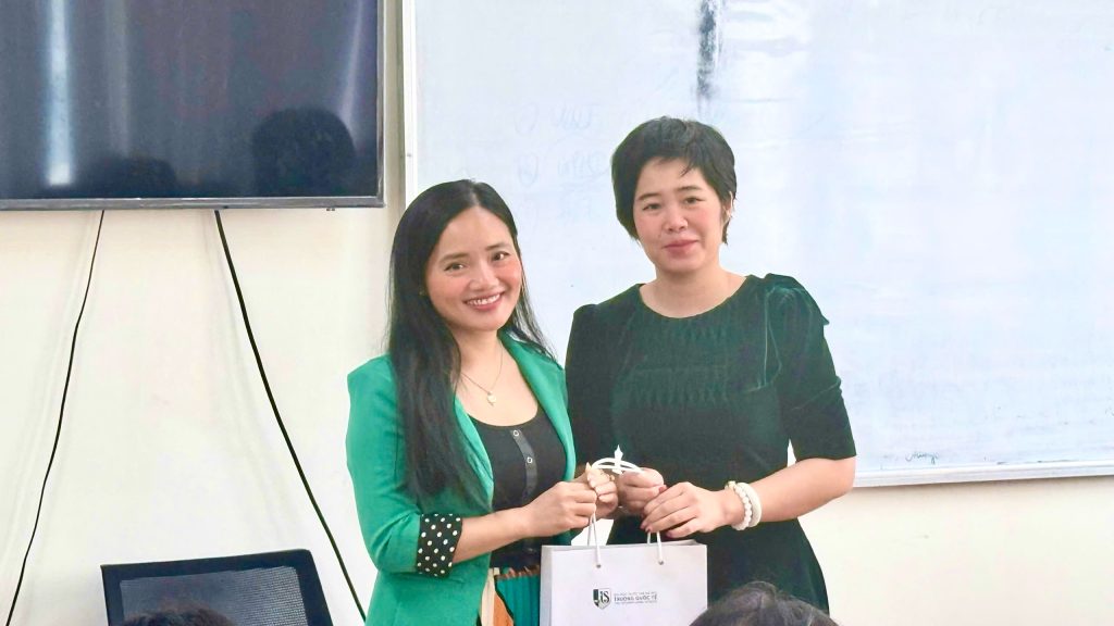 Tặng quà cảm ơn