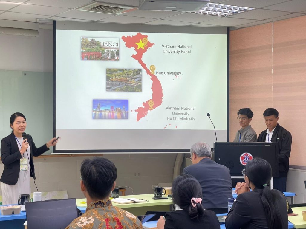 Nhóm trình bày nghiên cứu