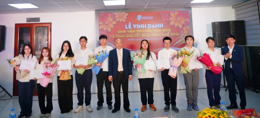 Toàn cảnh Lễ vinh danh