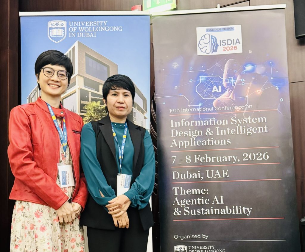 Assoc. Prof. Dr Nguyen Phuong Mai and Dr Le Huong Linh