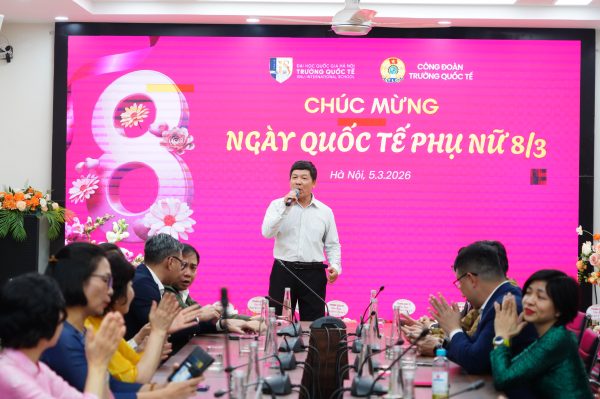 Diễn giả Hoàng Anh Tú