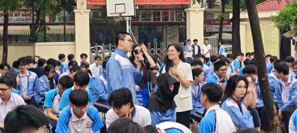 Tọa đàm tại Cầu Giấy 1