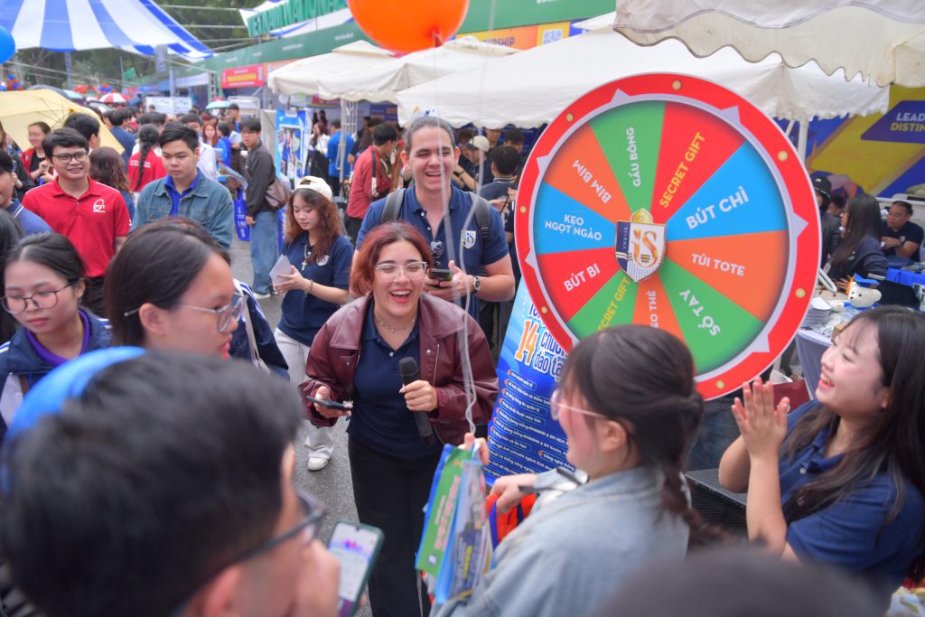 Sinh viên quốc tế