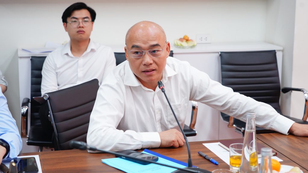 Thảo luận hội nghị