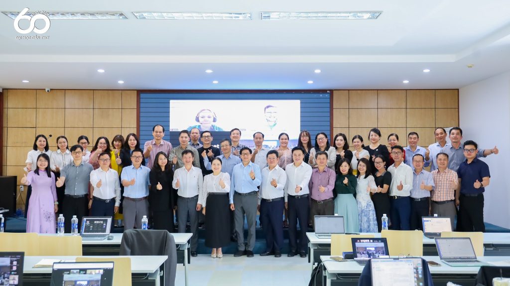 PGS.TS Nguyễn Văn Định tham gia tập huấn
