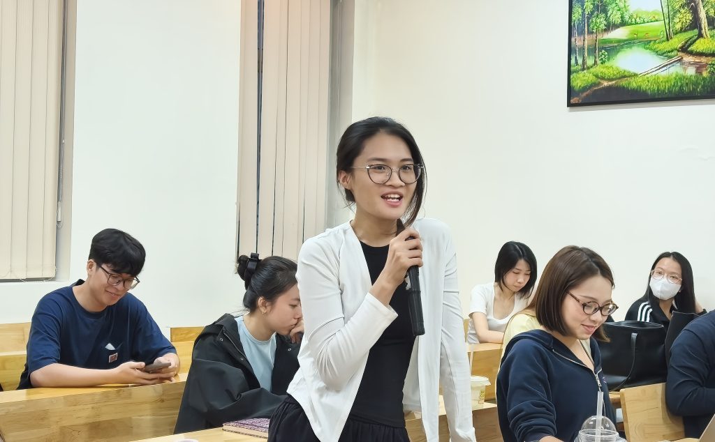 Hoạt động lớp học 2