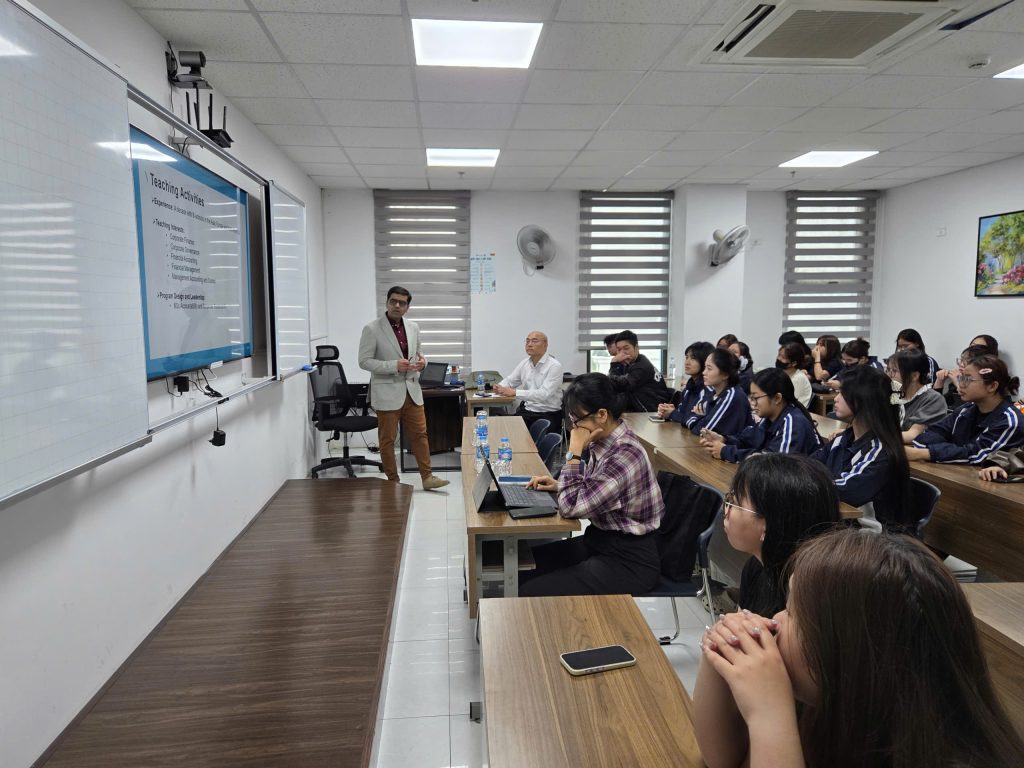 Người tham dự seminar