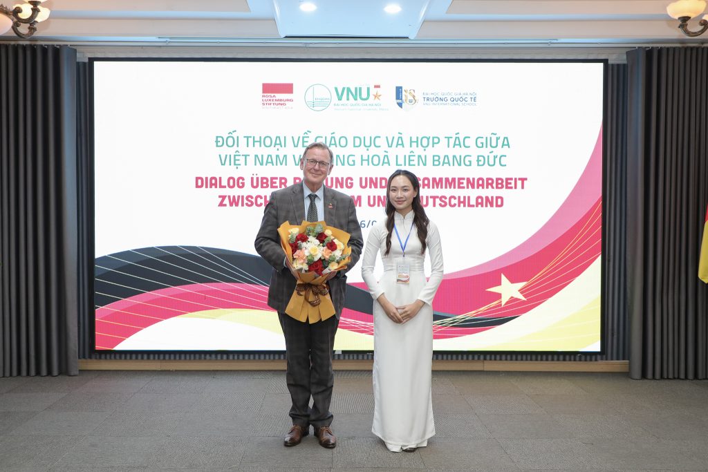 Interaction with students of Vietnam National University