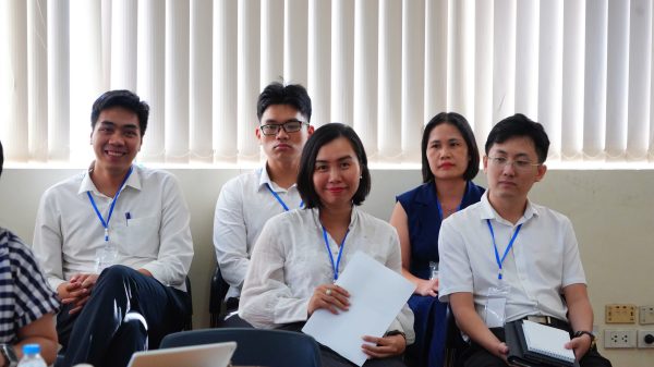 Hội đồng xét tuyển