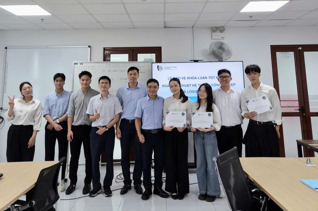 Sinh viên thuyết trình đồ án