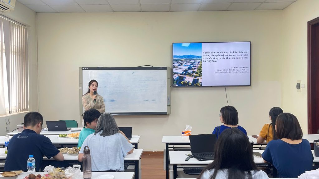 NCS. Lê Hoài Phương trình bày