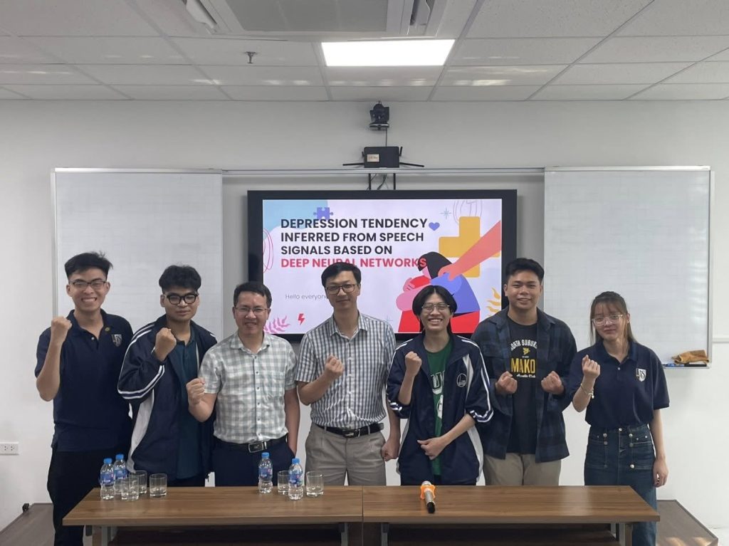 Sinh viên AIT tham gia nghiên cứu khoa học