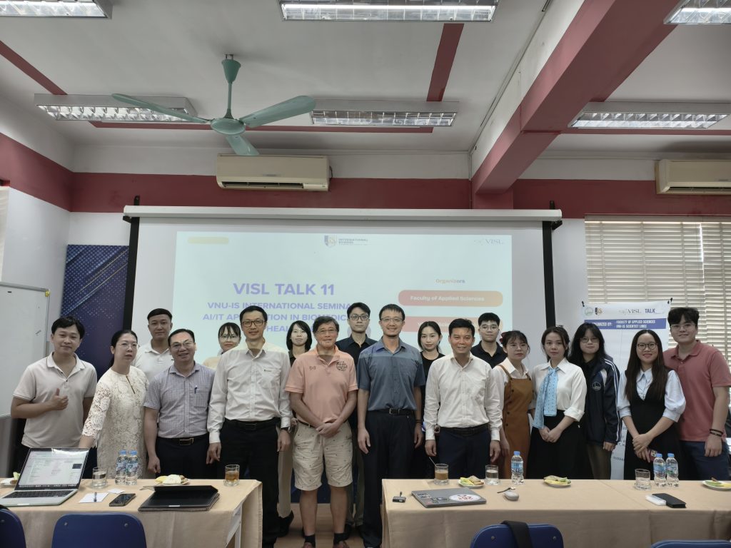 Hai giáo sư Đài Loan, Trung Quốc, tham dự và làm diễn giả của seminar quốc tế