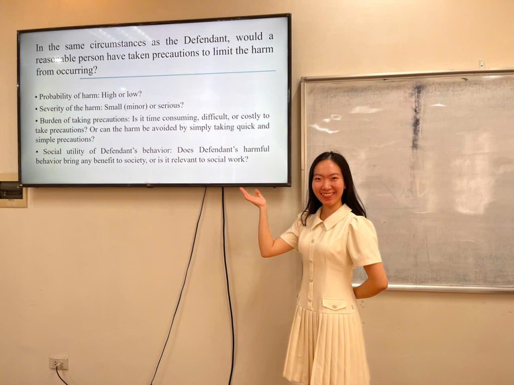 ThS. Lý Vương Khanh trình bày