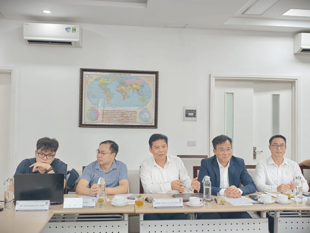 TS. Đào Tùng giới thiệu khái quát về Trường Quốc tế